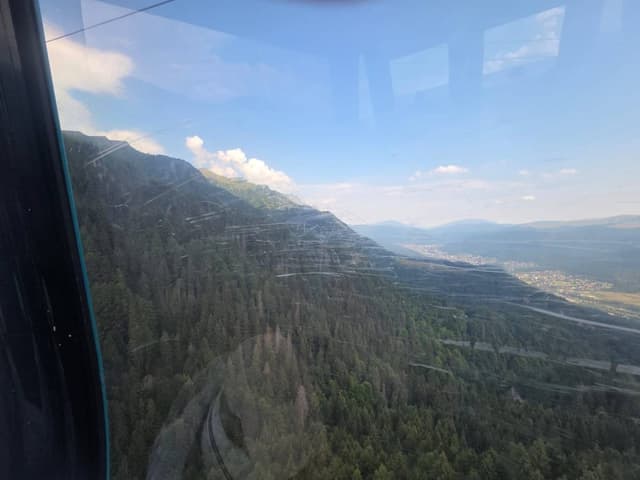 Photo 2 by chaim H. (8/11/26)
