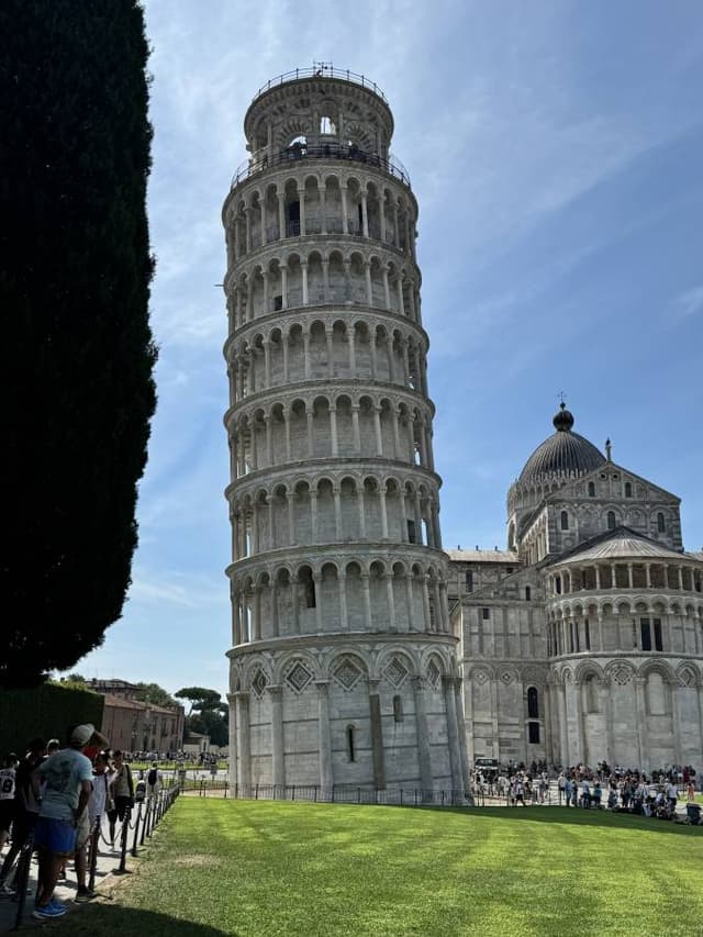 Photo 2 by Kristin M. about renting a Volkswagen T-Roc in Rome (8/16/24)