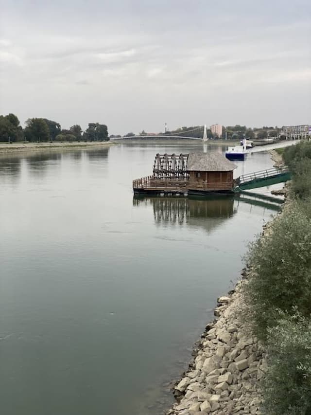 Photo by Adam H. about renting a Hyundai i10 in Budapest (10/25/23)