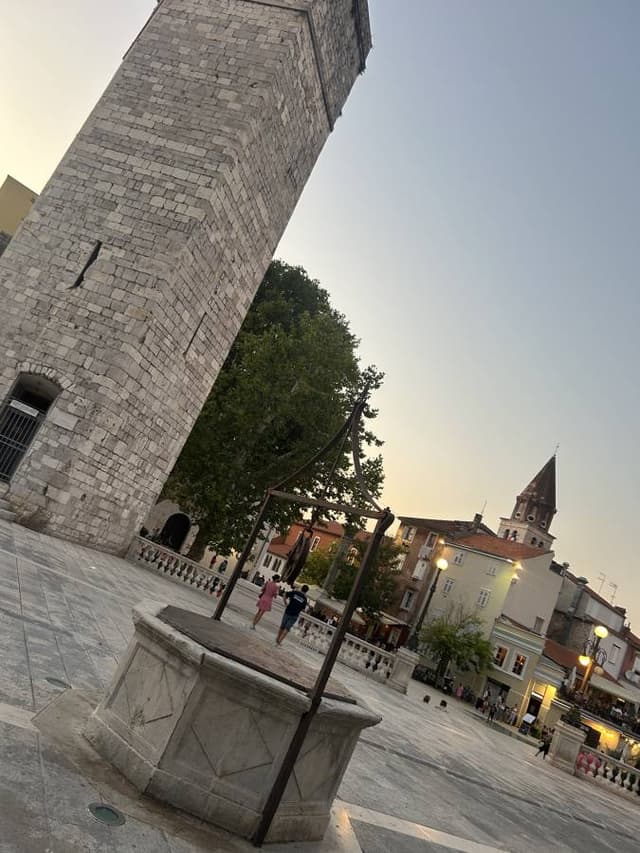 Foto 7 av Denise W. om att hyra en Opel Corsa Hatchback i Zadar (25-08-15)