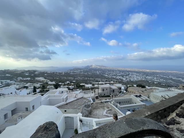 Foto 3 de Andres Felipe R. sobre el alquiler de un Peugeot 208 en Santorini (22/10/22)