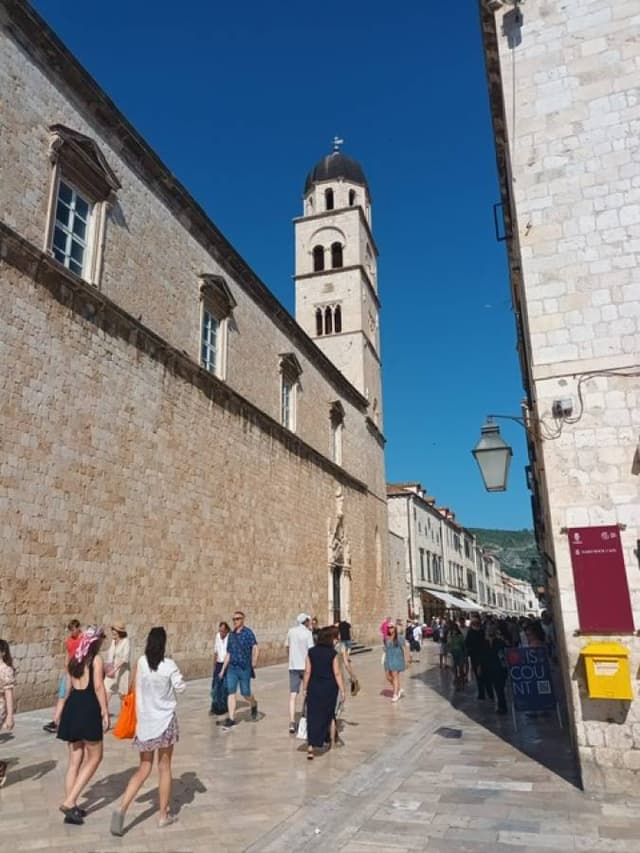 Photo 1 by Janet D. about renting a Seat Leon at Dubrovnik Airport (7/9/23)