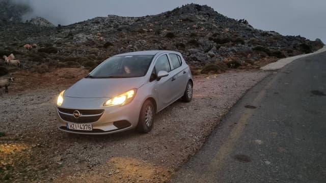 Foto door Bas P. over het huren van een Opel Corsa Kreta luchthaven Heraklion (23-10-23)