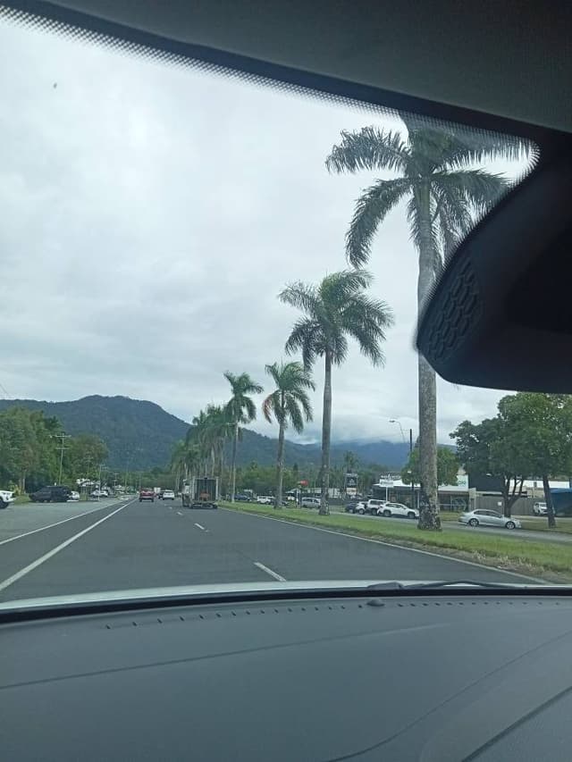 Photo 4 by Ash G. about renting a MG 5 in Australia (5/3/25)