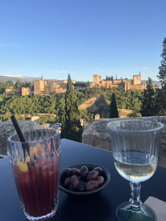 Photo 4 by Leslie S. (5/22/25)