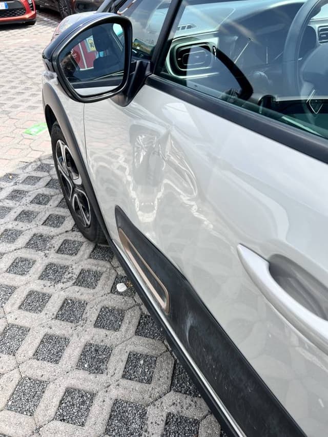 Foto 2 di Salvatore B. sul noleggio di una Lancia Ypsilon a Catania (04/10/24)