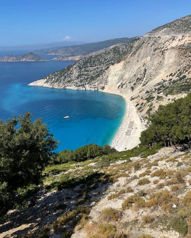 Foto 2 van Natascha P. over het huren van een Seat Mii in Kefalonia (6-8-22)