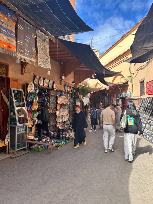 Baris S. tarafından 8 fotoğraf (04.11.24)