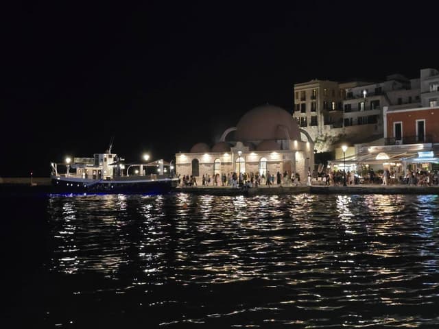 Photo 2 by Billy M. (8/11/26)