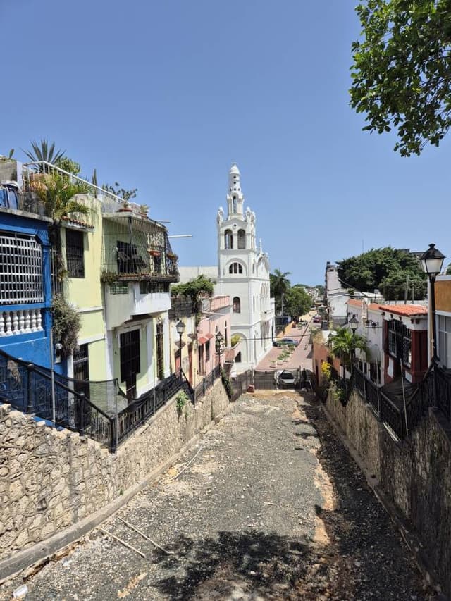 Foto 10 von Binisio S. über die Anmietung eines Suzuki Vitara in der Dominikanischen Republik (13.8.25)