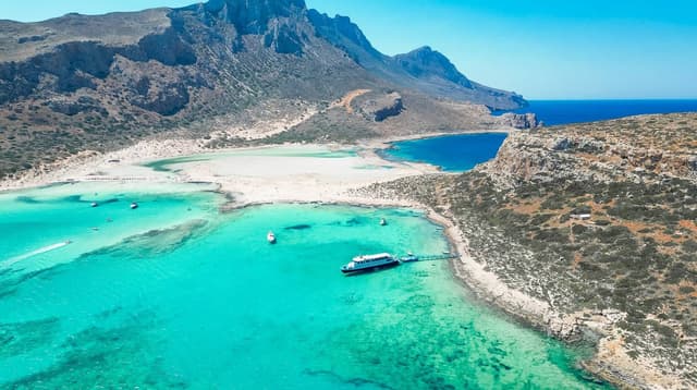 Photo 11 by robert L. about renting a Fiat Panda in Crete (5/21/25)