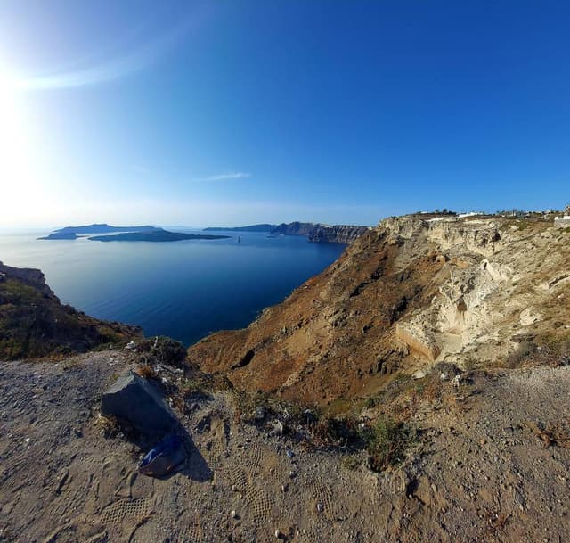 Photo 5 by Sebastian K. about renting a Citroen C3 at Santorini Airport (5/26/25)