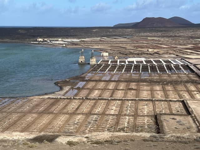 Photo 4 by Isla J. about hiring a Toyota Aygo at Lanzarote Airport (21/12/25)