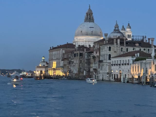 Foto de Ana Maria V. sobre el alquiler de un Renault Captur en el aeropuerto de Treviso (20/5/24)
