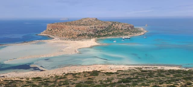 Photo 12 by robert L. about renting a Fiat Panda in Crete (5/21/25)