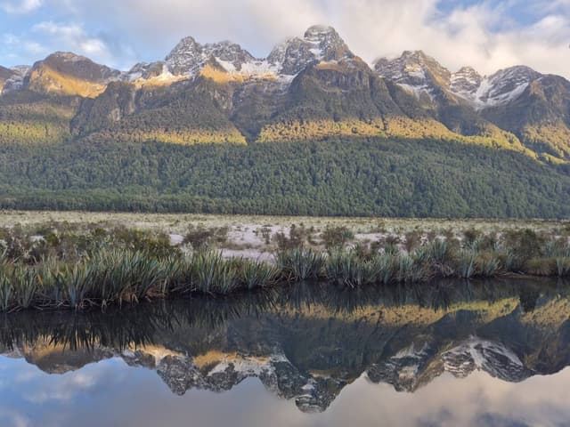 Photo 2 by Kiri M. about hiring a Toyota Corolla at Queenstown Airport (22/06/25)