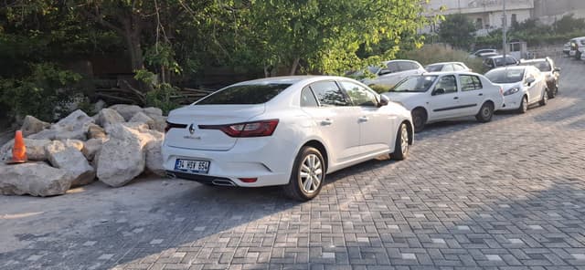 Foto 2 de BARBARA LUCIA MAZZEGA B. sobre o aluguer de um Toyota Corolla em Istambul (22/06/25)