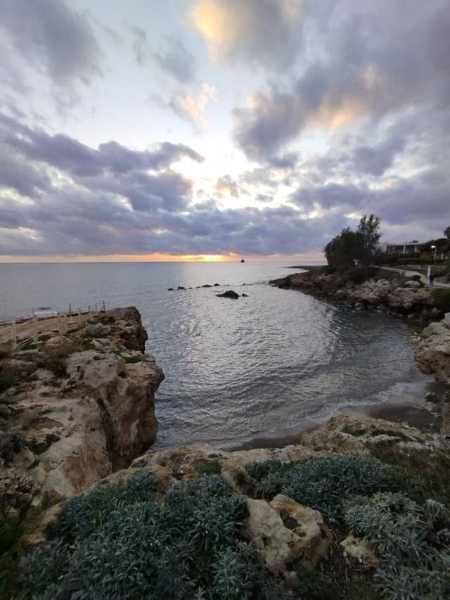 Zdjęcie 9 wykonane przez Jaroslaw P. dotyczące wynajmu Volkswagen Up w na Lotnisku w Pafos dnia (31.01.25)