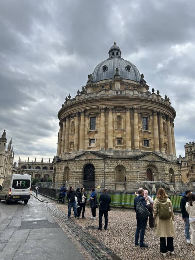 Photo by Ricardo B. about renting a Vauxhall Crossland in London (9/22/24)