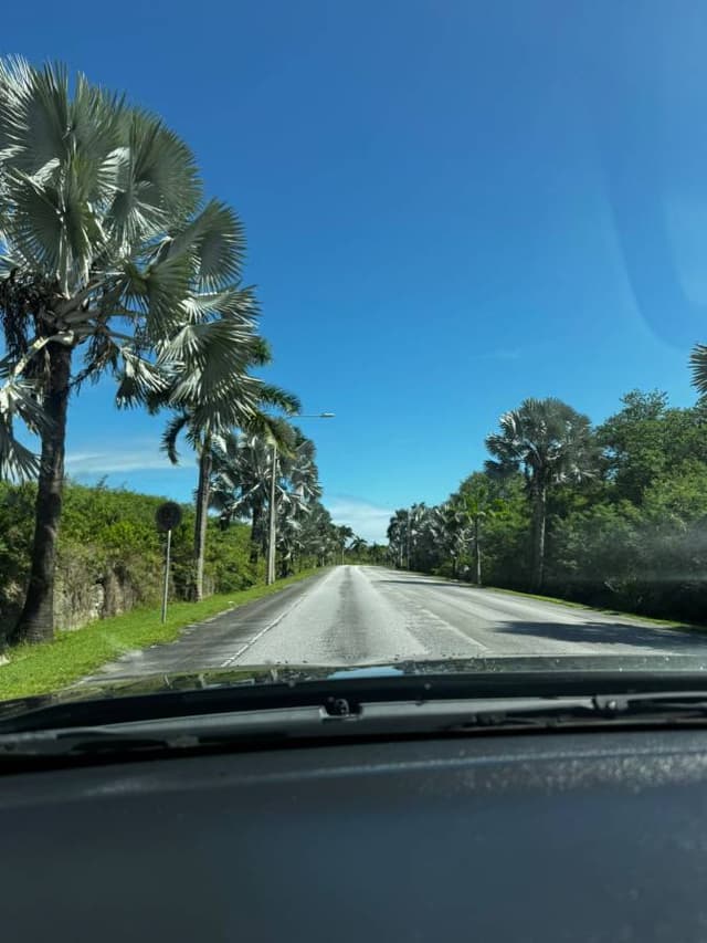 Photo 3 by Andrea L. about hiring a Suzuki Vitara at Bridgetown Airport (21/12/25)