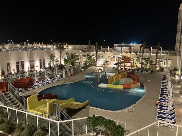 Photo 2 by Colin M. (4/11/23)