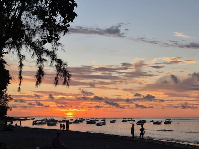 Photo 5 by Vick Purmeswur R. about hiring a Suzuki Vitara in Plaisance (02/12/25)