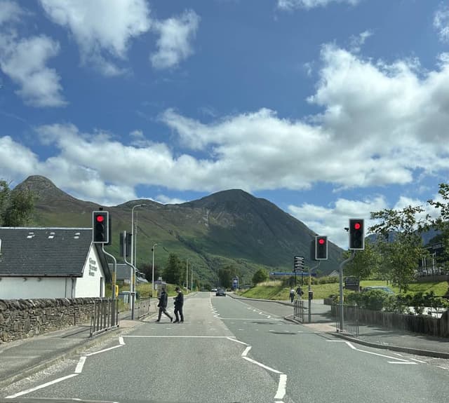 Photo 2 by Linda C. about renting a Ford Focus in the United Kingdom (7/30/24)