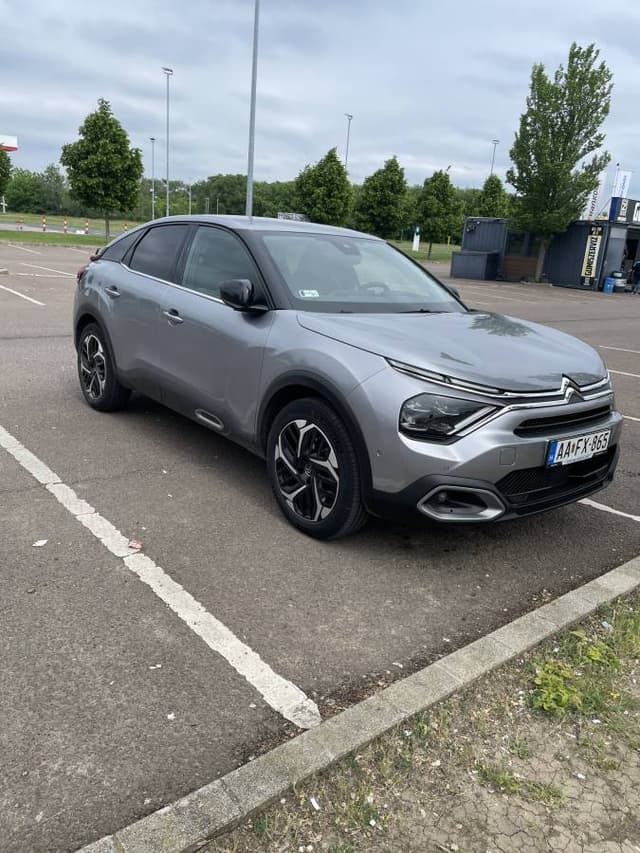 Photo by Erika K. about renting a Toyota Yaris in Budapest (5/26/25)