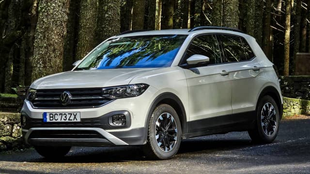 Zdjęcie 2 wykonane przez Michal S. dotyczące wynajmu Seat Arona w na Lotnisku Madera Funchal dnia (22.11.24)