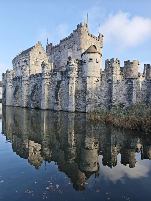 Mehmet Serif C. tarafından 4 fotoğraf (02.12.25)