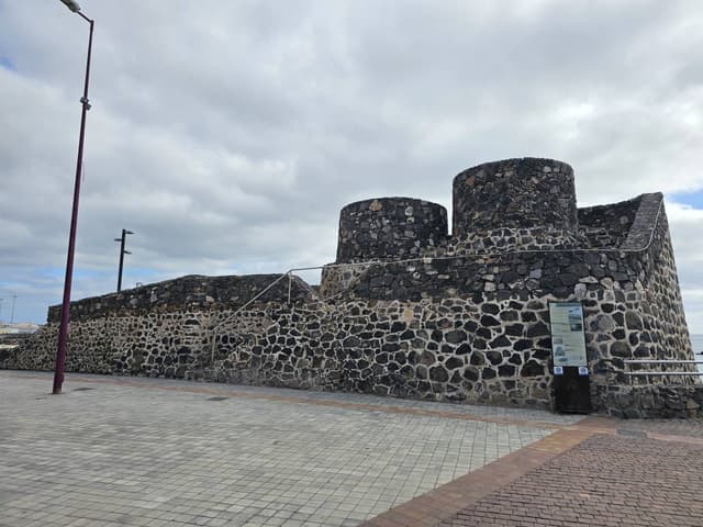 Photo 5 by Marek Z. about renting a Citroen C3 in Fuerteventura (12/13/23)