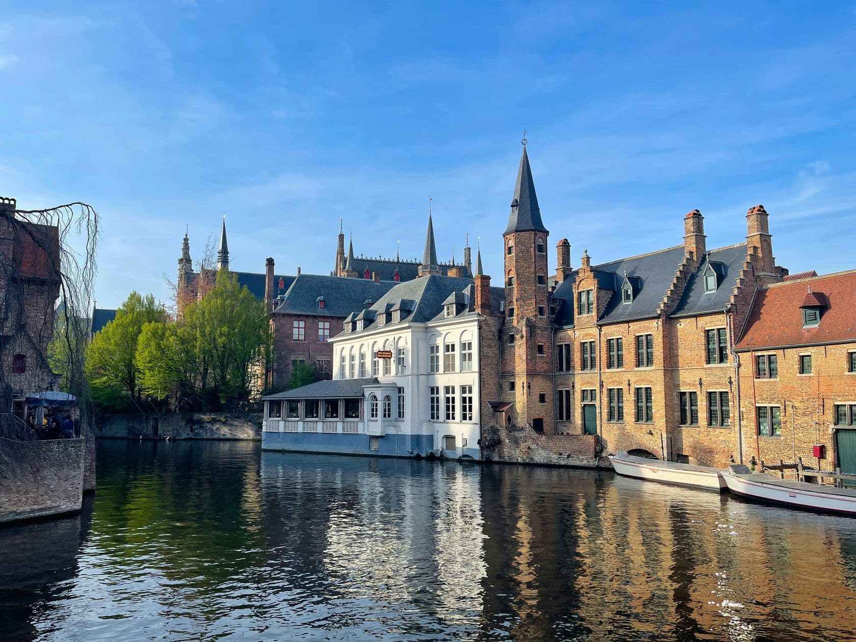scenic dinner location in Bruges